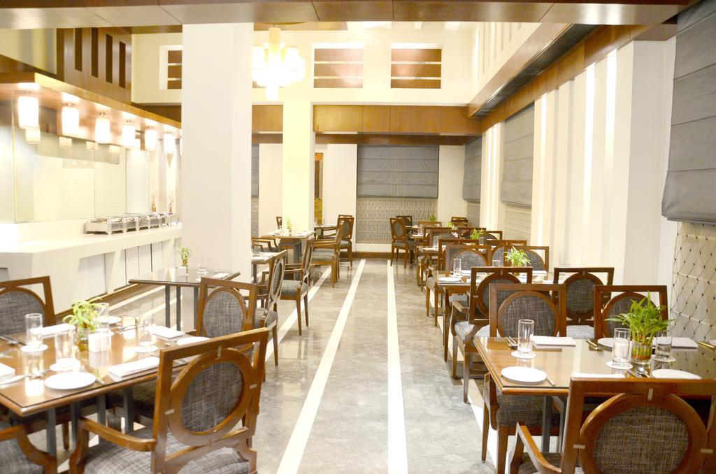 The Acura, Bmk Hotel Gurgaon Exterior photo