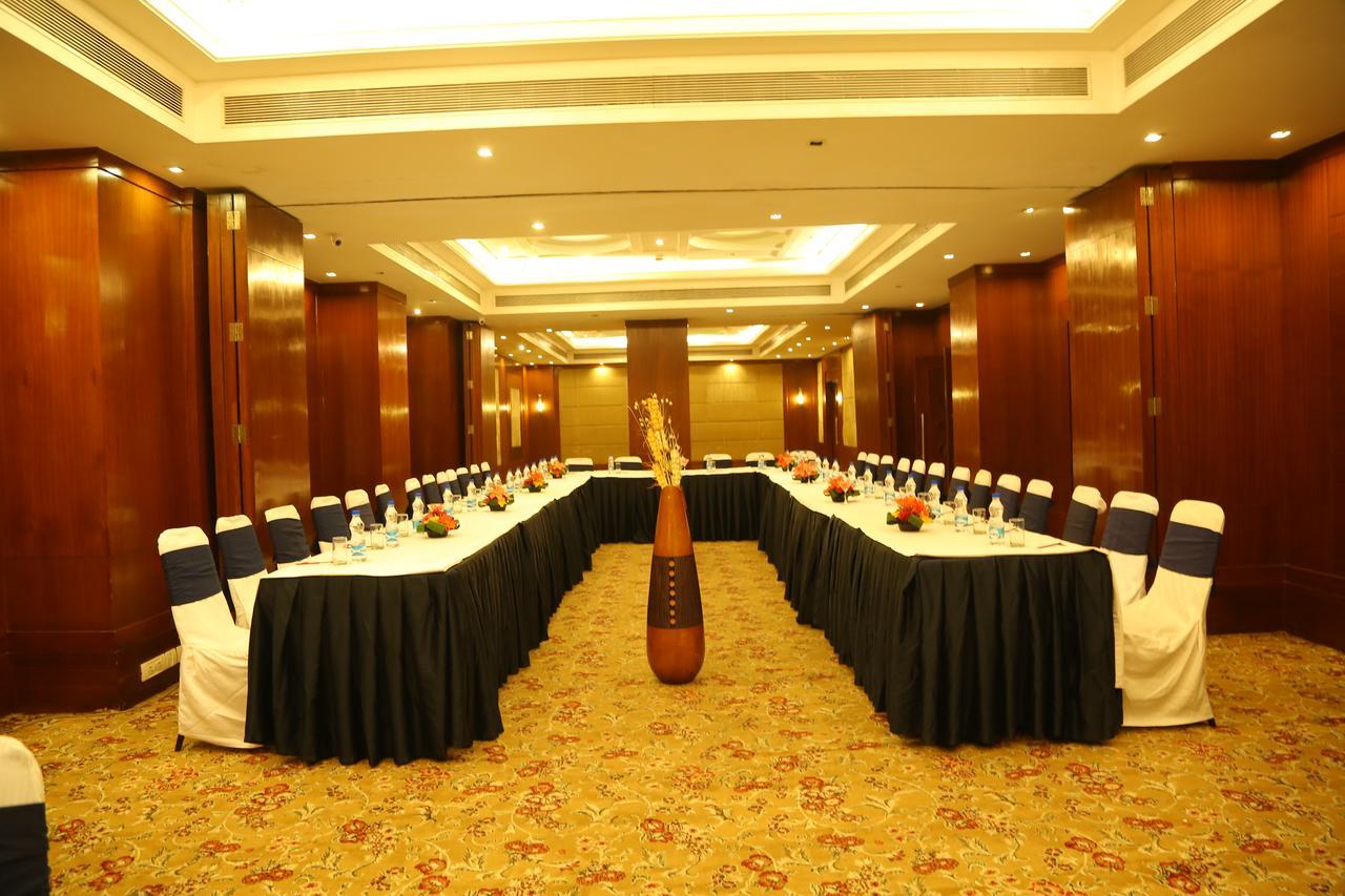 The Acura, Bmk Hotel Gurgaon Exterior photo