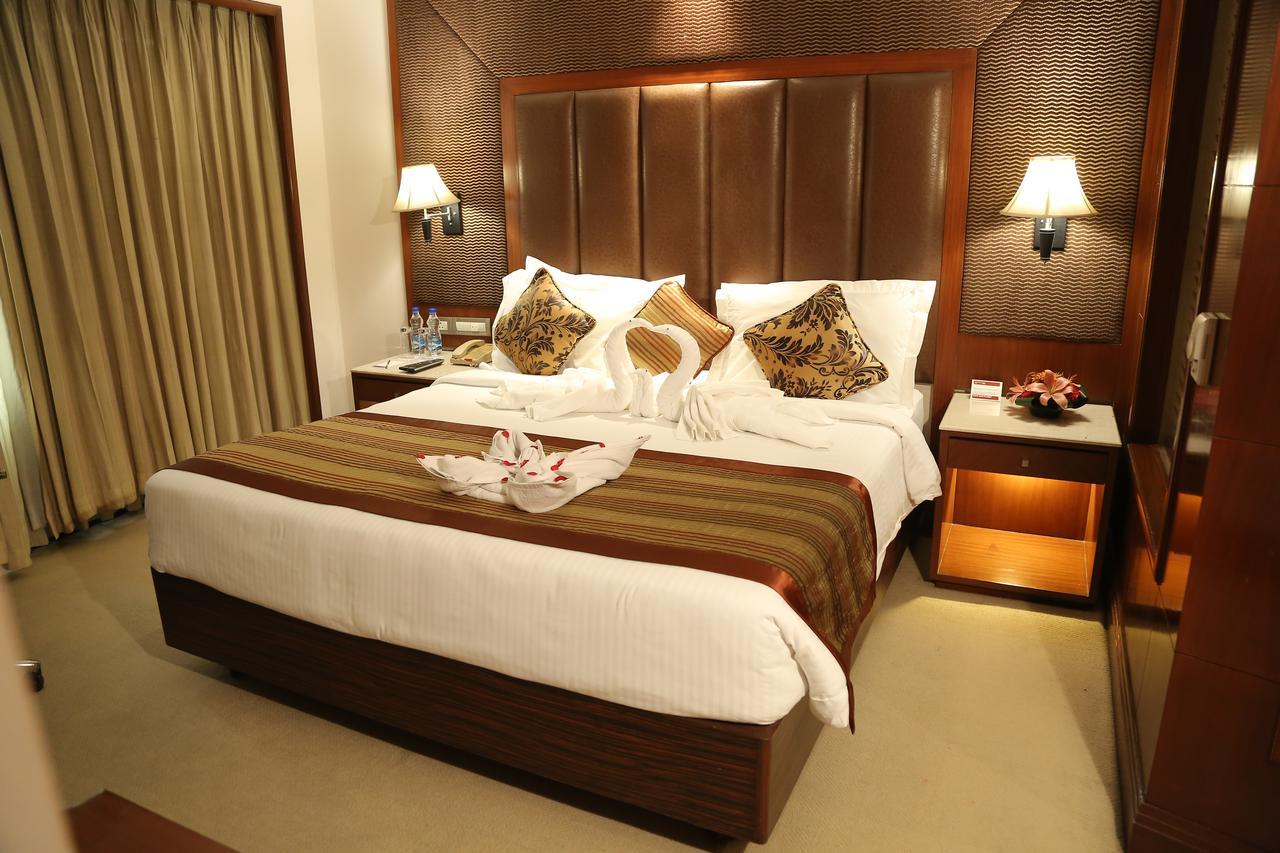 The Acura, Bmk Hotel Gurgaon Exterior photo