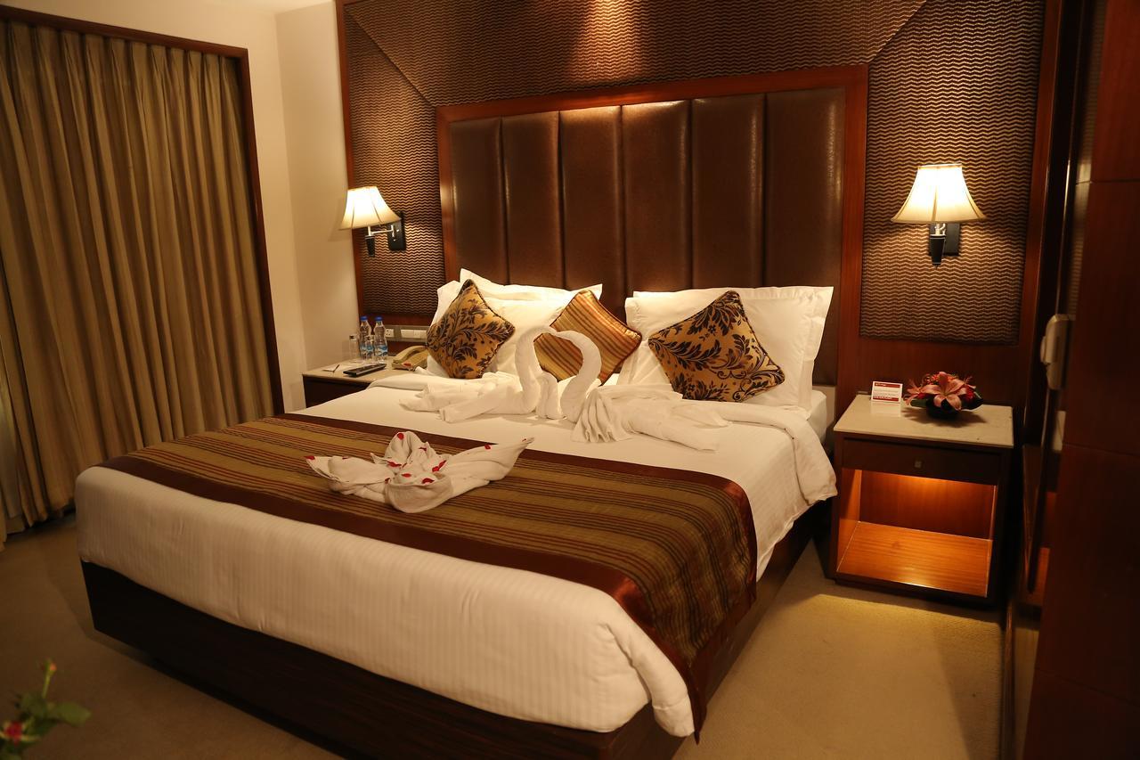 The Acura, Bmk Hotel Gurgaon Exterior photo
