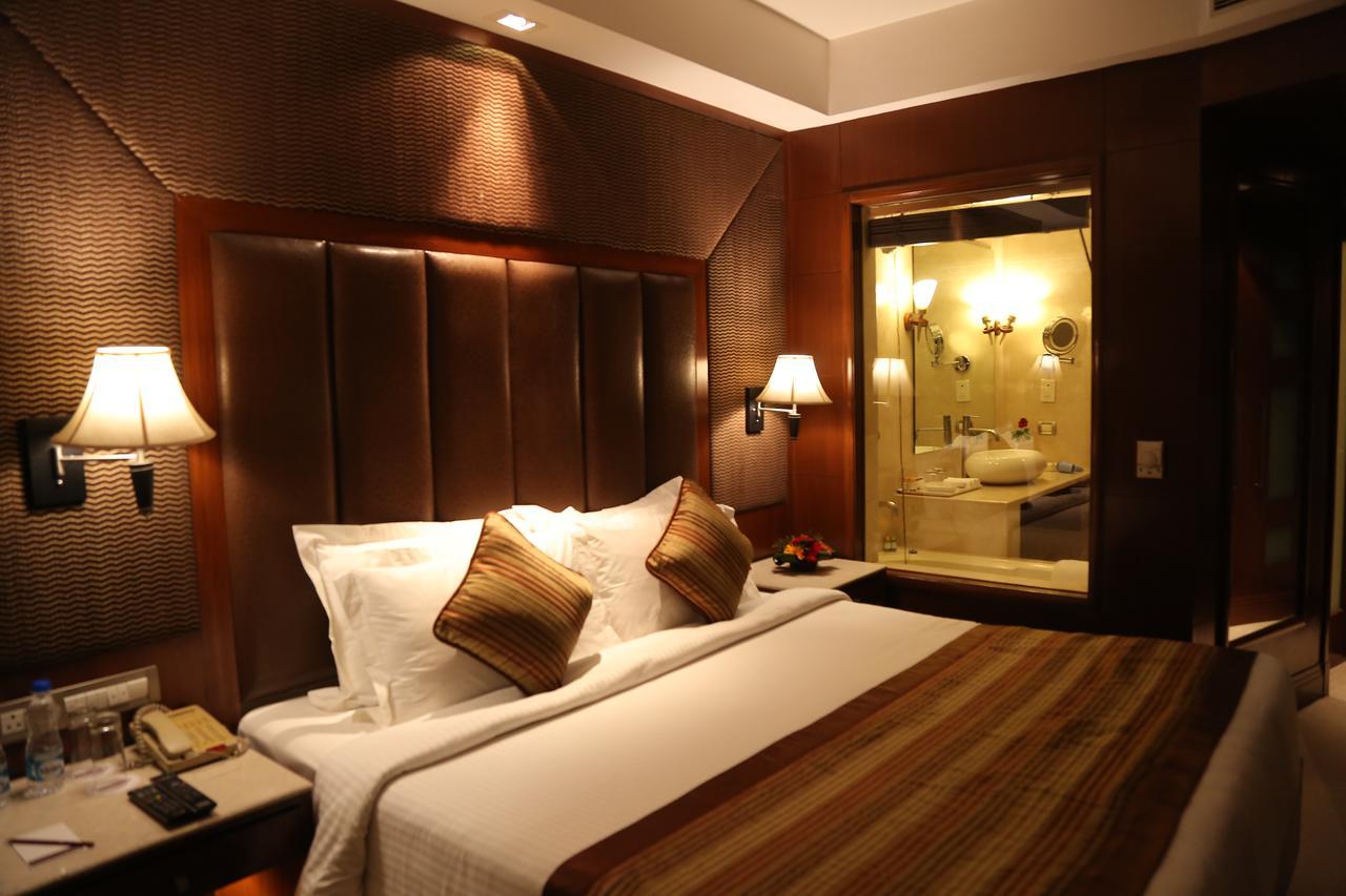 The Acura, Bmk Hotel Gurgaon Exterior photo